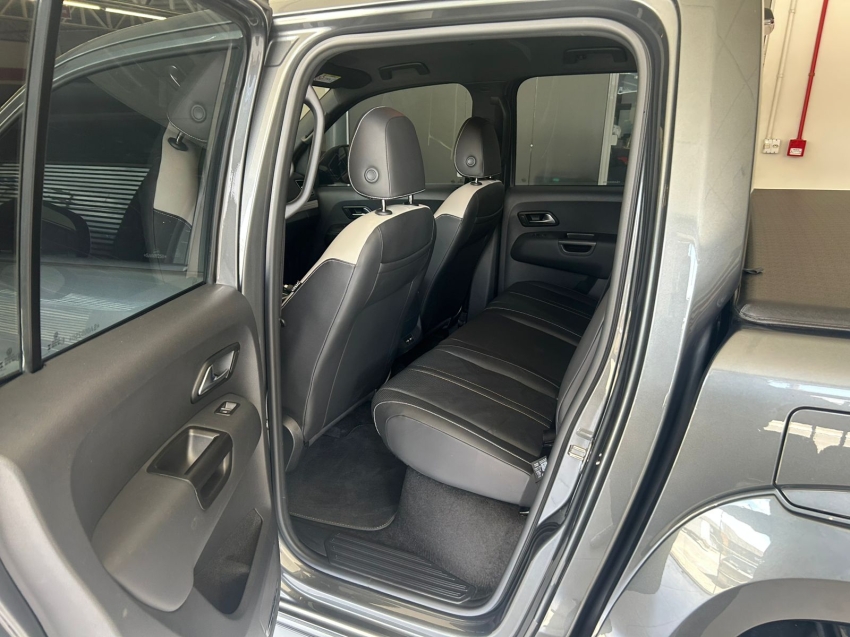 volkswagen amarok 3.0 v6 tdi diesel highline cd 4motion automatico 4p 2025 volkswagen amarok 3.0 v6 tdi diesel highline cd 4motion automatico 4p 2025