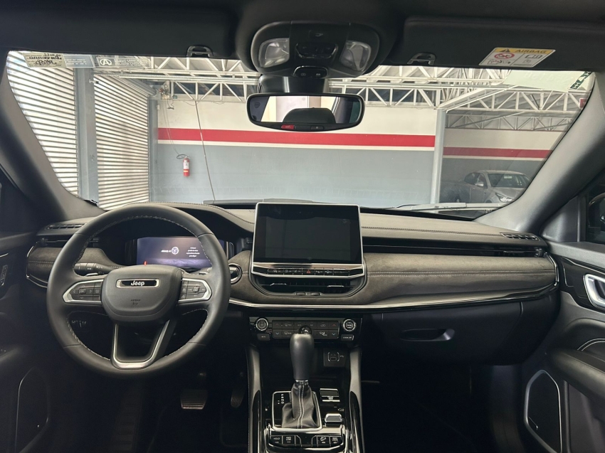 jeep commander 2.0 hurricane 4 turbo gasolina blackhawk at9 4p automatico 2025 jeep commander 2.0 hurricane 4 turbo gasolina blackhawk at9 4p automatico 2025