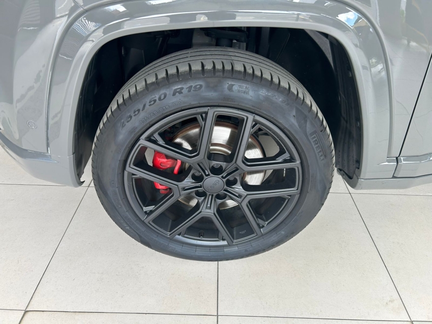 jeep commander 2.0 hurricane 4 turbo gasolina blackhawk at9 4p automatico 2025 jeep commander 2.0 hurricane 4 turbo gasolina blackhawk at9 4p automatico 2025