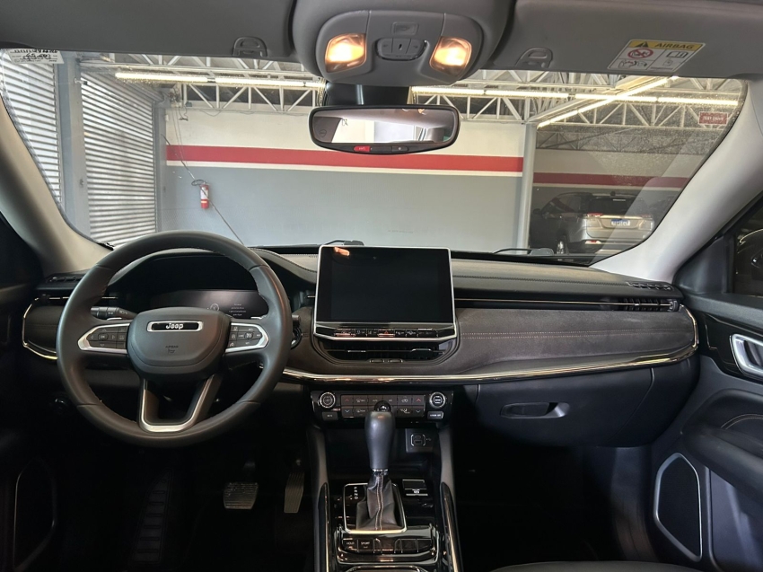 jeep commander 1.3 t270 turbo flex limited at6 4p automatico 2023 jeep commander 1.3 t270 turbo flex limited at6 4p automatico 2023