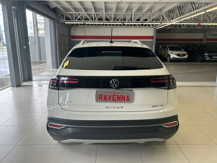 volkswagen nivus 1.0 200 tsi total flex highline automatico 4p 20245
