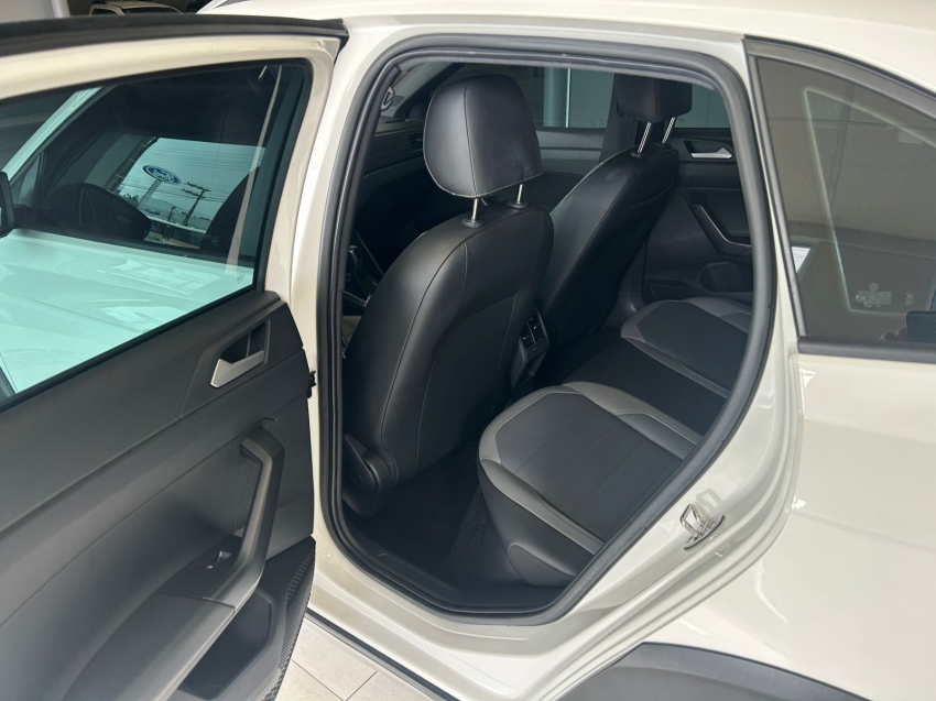 volkswagen nivus 1.0 200 tsi total flex highline automatico 4p 20248