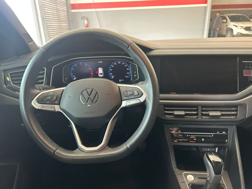 volkswagen nivus 1.0 200 tsi total flex highline automatico 4p 202410