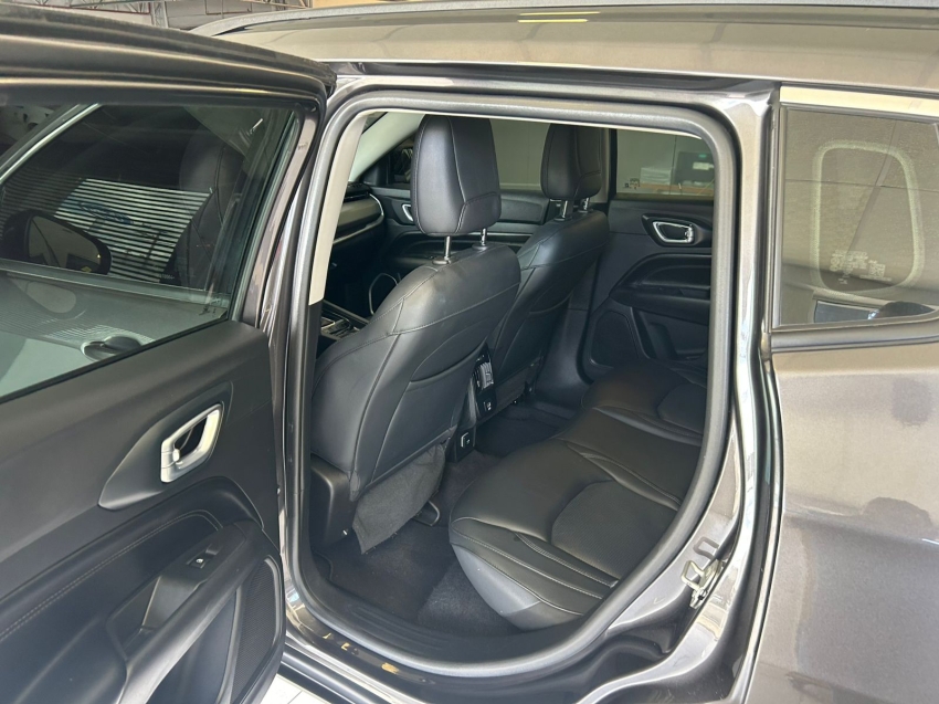 jeep compass 1.3 t270 turbo flex longitude at6 4p automatico 20228