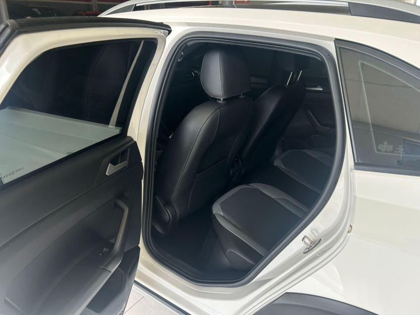 volkswagen nivus 1.0 200 tsi total flex highline automatico 4p 20218