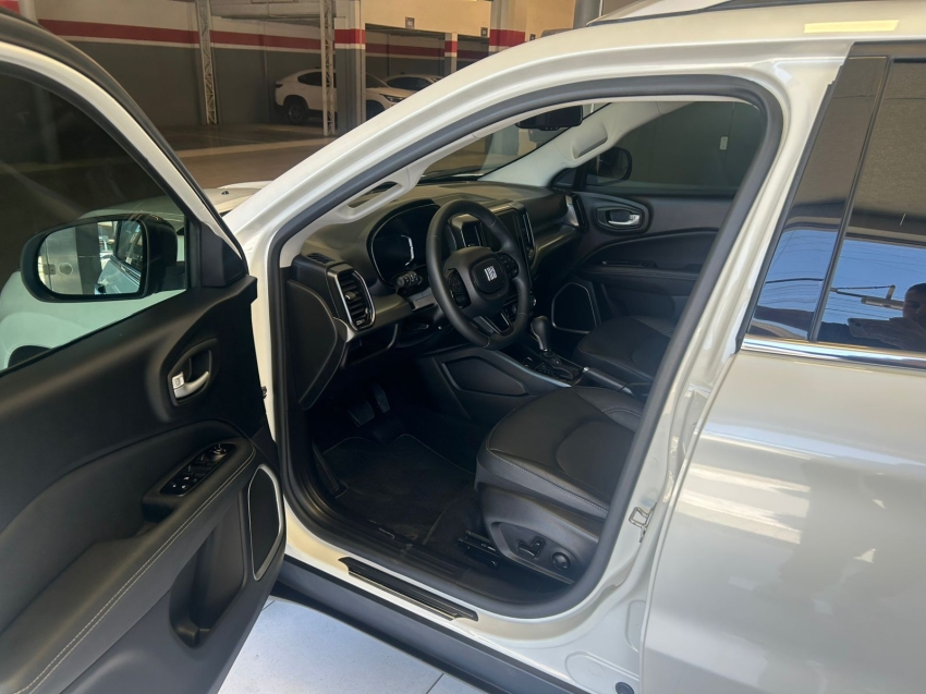 fiat toro 1.3 turbo 270 flex volcano at6 4p automatico 20257