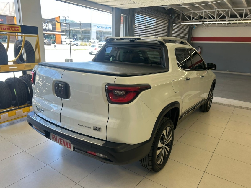 fiat toro 1.3 turbo 270 flex volcano at6 4p automatico 20256