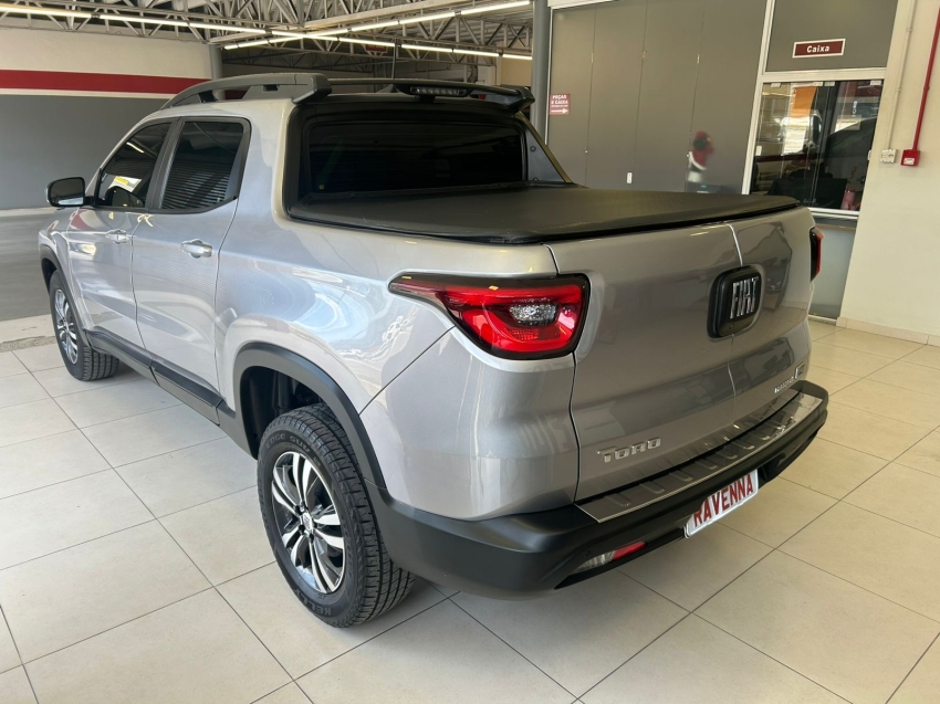 fiat toro 1.3 turbo 270 flex freedom at6 4p automatico 20234