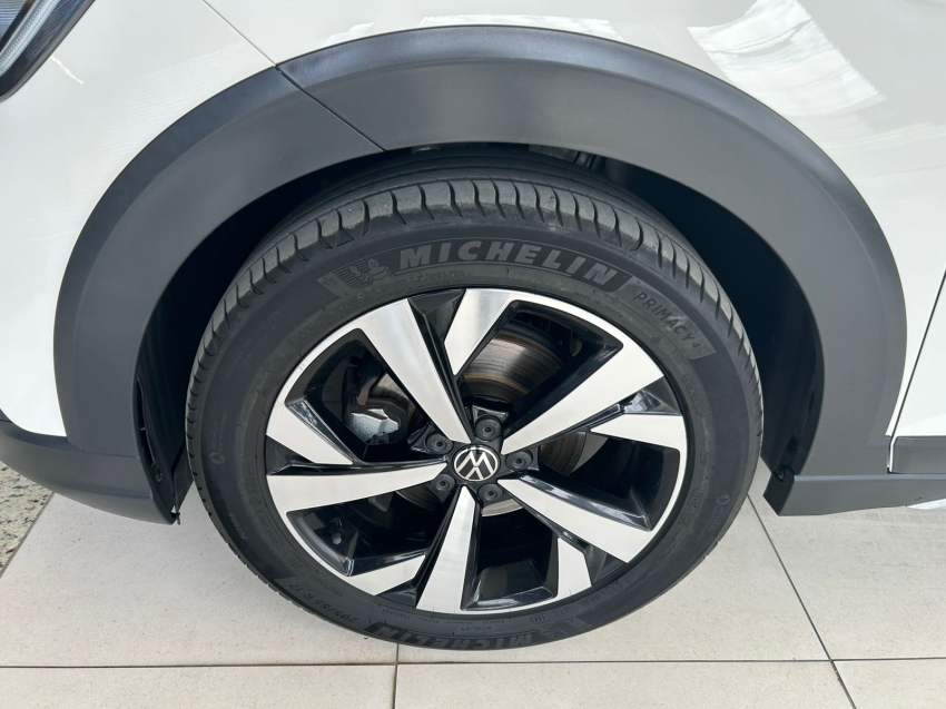 volkswagen nivus 1.0 200 tsi total flex highline automatico 4p 20211