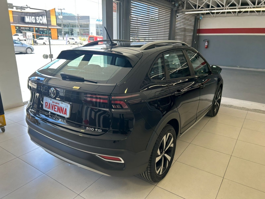 volkswagen nivus 1.0 200 tsi total flex highline automatico 4p 20236