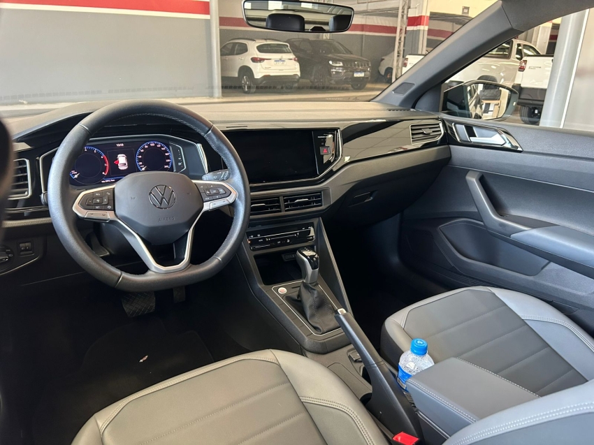 volkswagen nivus 1.0 200 tsi total flex highline automatico 4p 20239