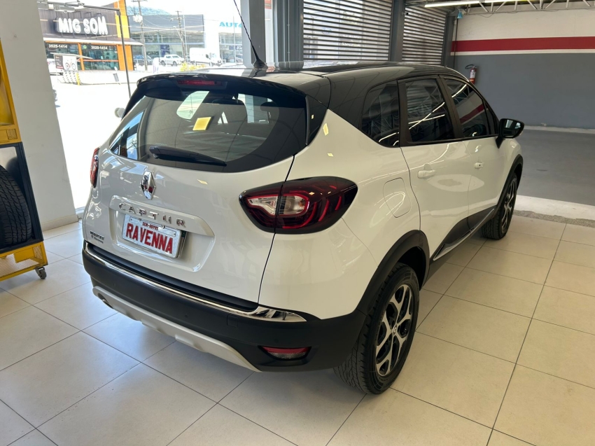 renault captur 1.6 16v sce flex bose x-tronic 4p automatico 20216