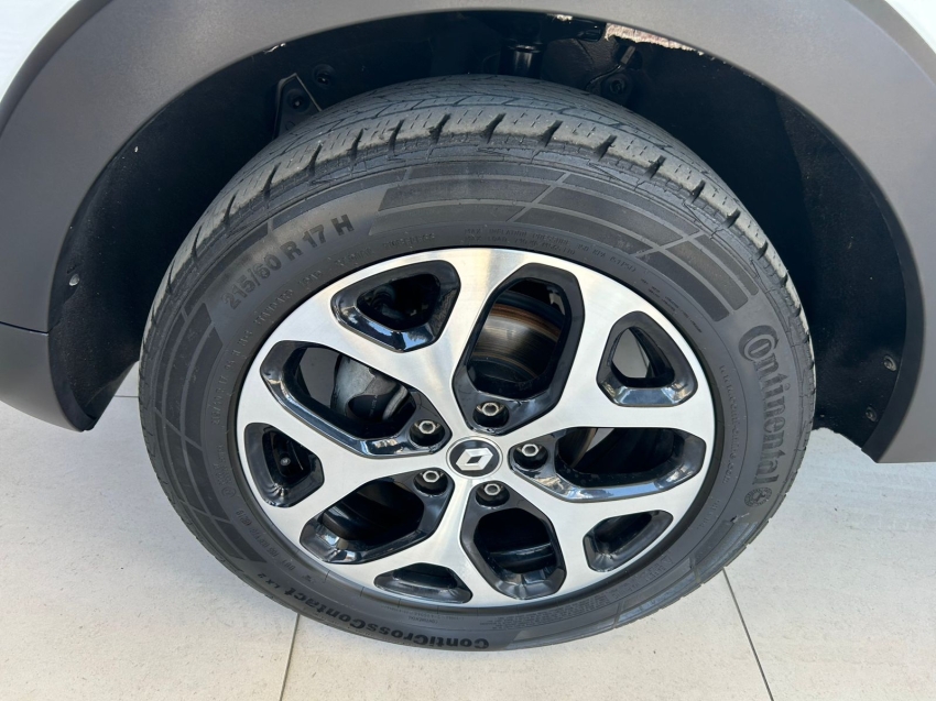 renault captur 1.6 16v sce flex bose x-tronic 4p automatico 20211