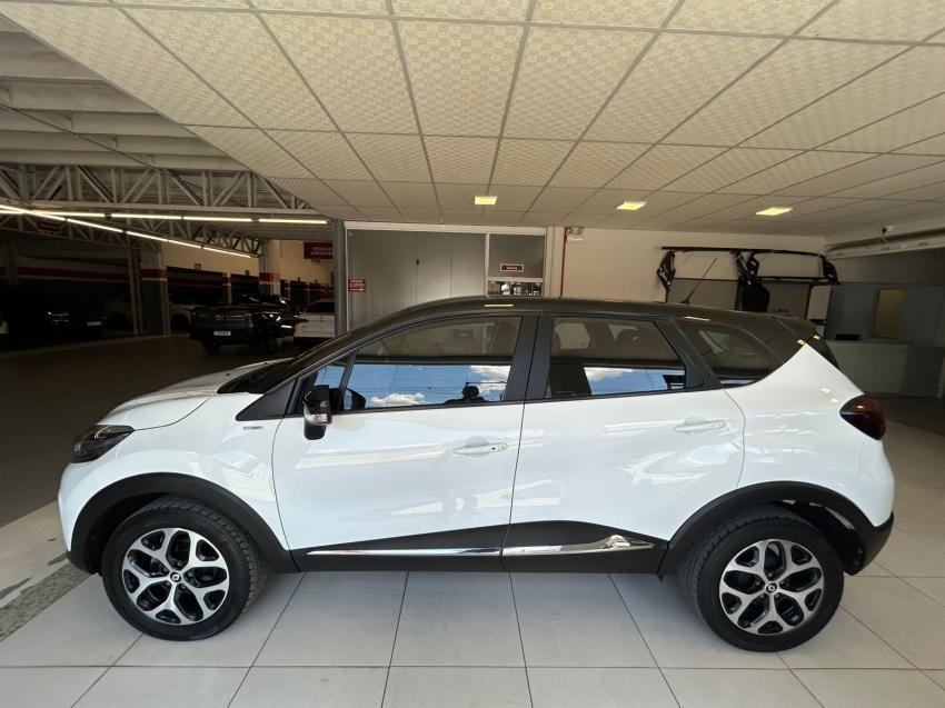renault captur 1.6 16v sce flex bose x-tronic 4p automatico 20213