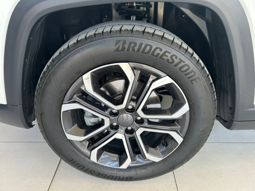 jeep commander 1.3 t270 turbo flex limited at6 4p automatico 20251