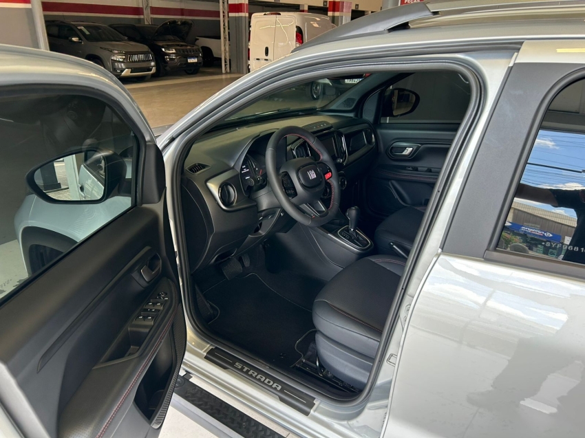 fiat strada 1.0 turbo 200 flex ultra cd cvt 1.3 4p automatico 20257