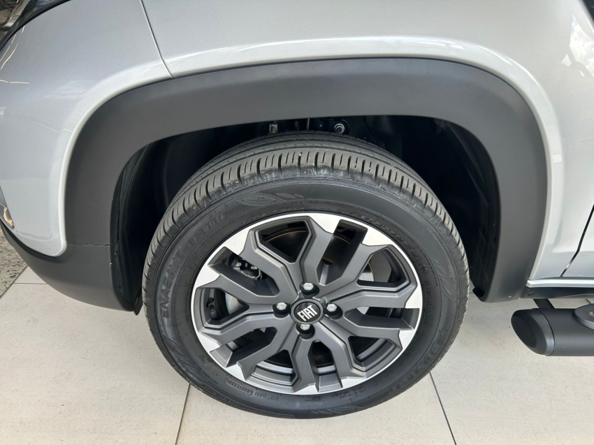 fiat strada 1.0 turbo 200 flex ultra cd cvt 1.3 4p automatico 20251