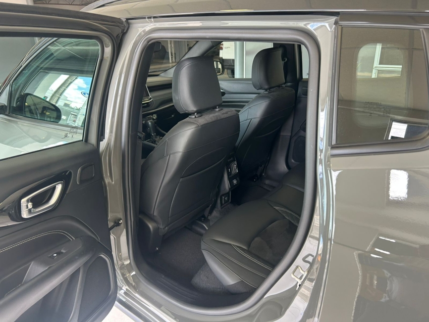 jeep compass 2.0 hurricane 4 turbo gasolina blackhawk at9 4p automatico 20258