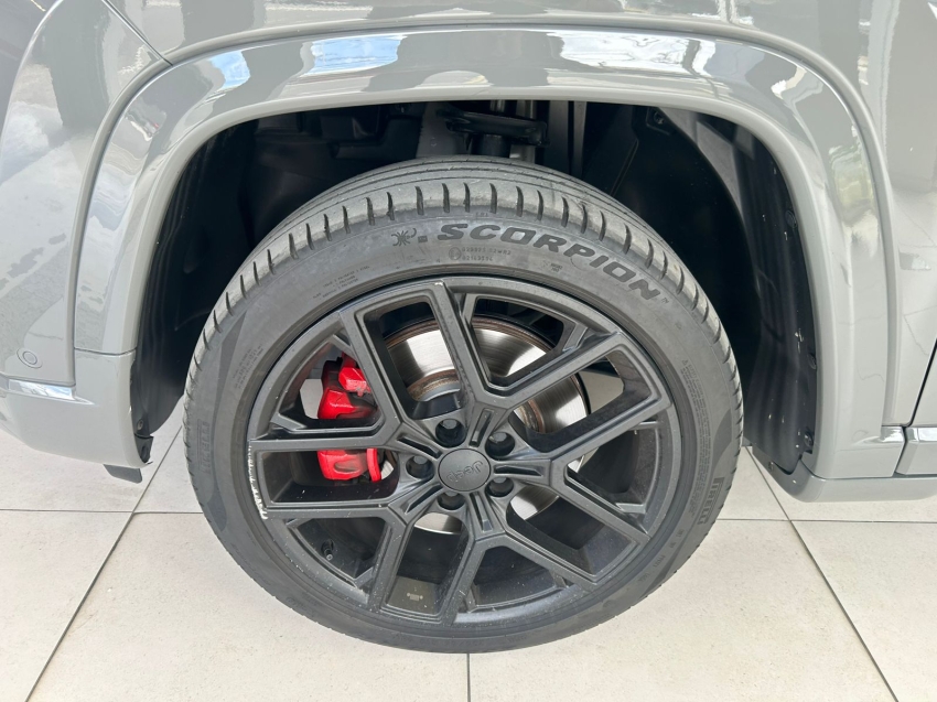 jeep compass 2.0 hurricane 4 turbo gasolina blackhawk at9 4p automatico 20251