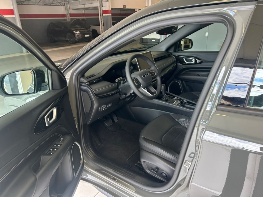 jeep compass 2.0 hurricane 4 turbo gasolina blackhawk at9 4p automatico 20257