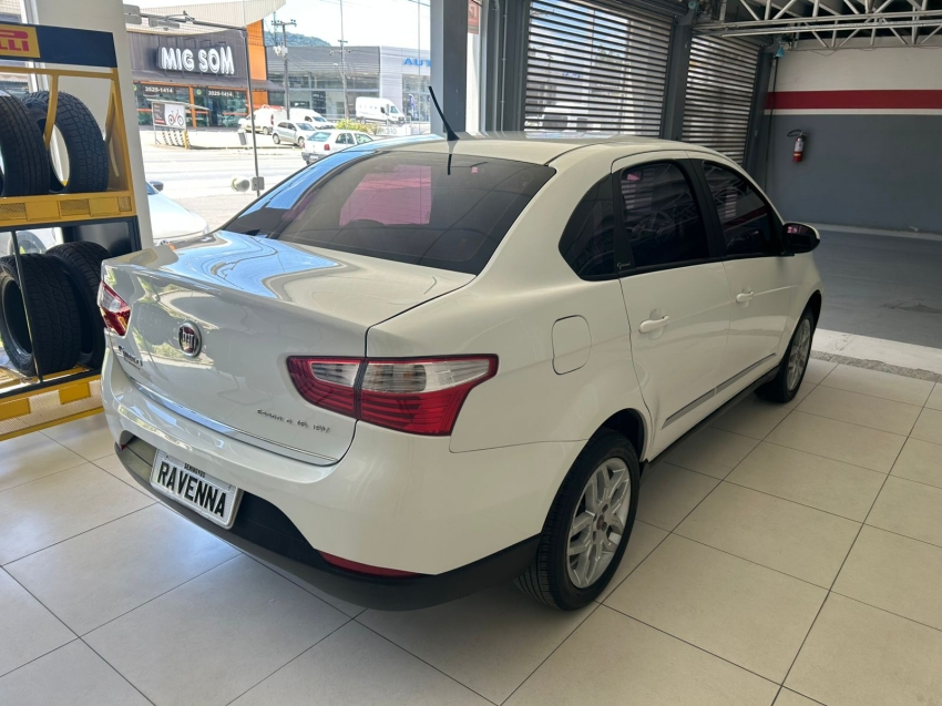 fiat grand siena 1.6 mpi essence 16v flex 4p automatizado semiautomatico 20156