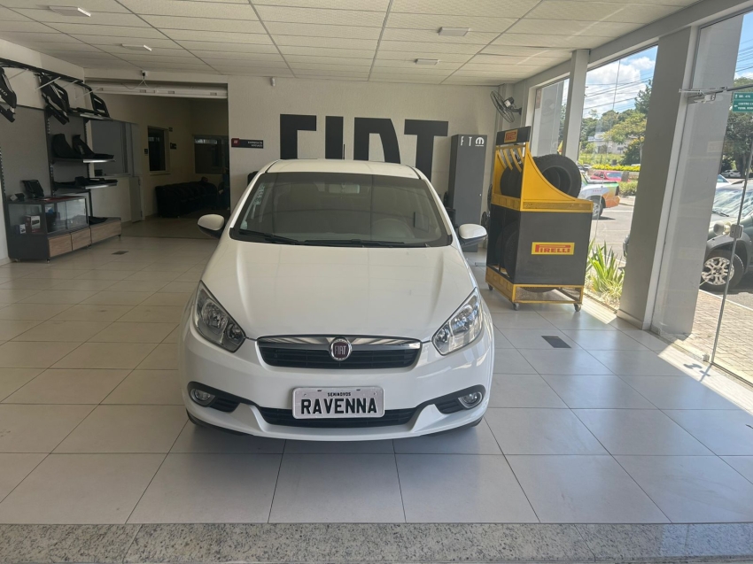 fiat grand siena 1.6 mpi essence 16v flex 4p automatizado semiautomatico 2015