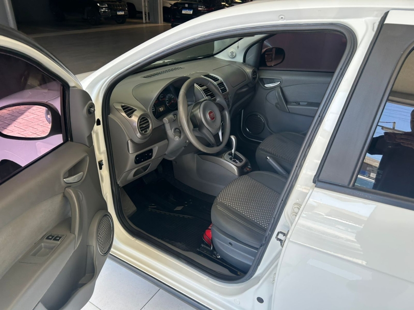 fiat grand siena 1.6 mpi essence 16v flex 4p automatizado semiautomatico 20157