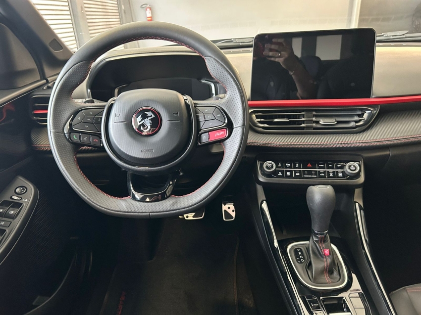 fiat fastback 1.3 turbo 270 flex abarth at6 4p automatico 202411