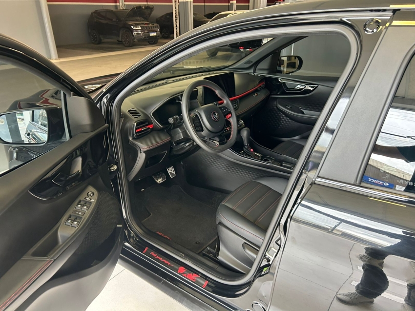 fiat fastback 1.3 turbo 270 flex abarth at6 4p automatico 20247