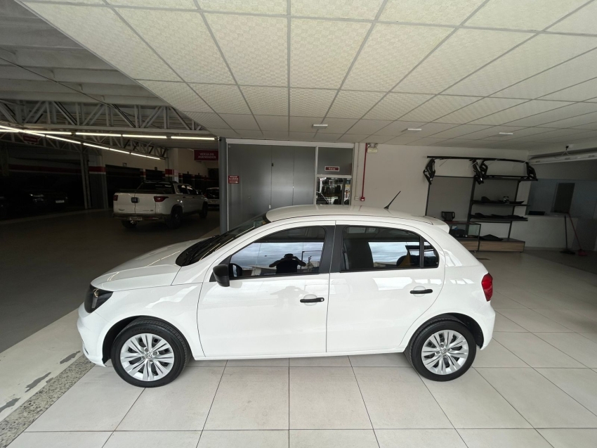volkswagen gol 1.6 16v msi totalflex 4p automatico flex 20213