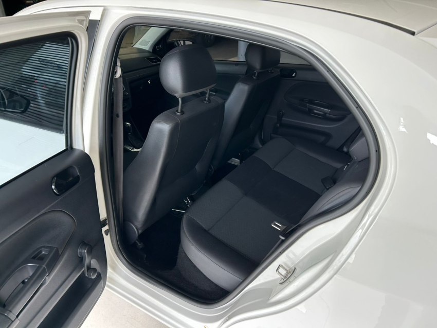 volkswagen gol 1.6 16v msi totalflex 4p automatico flex 20218