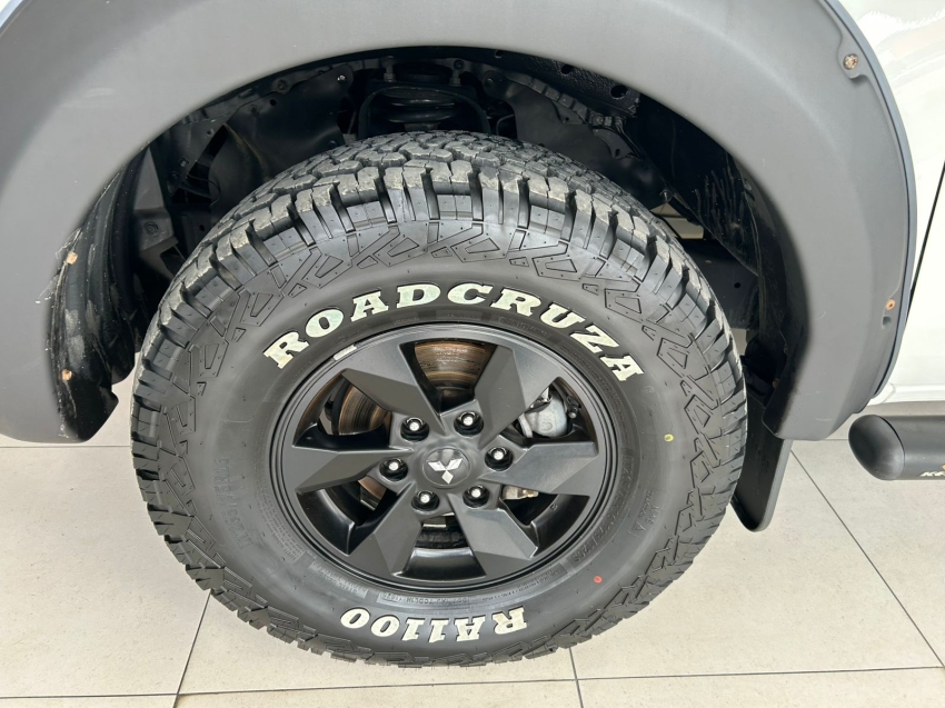 mitsubishi l200 triton 2.4 16v turbo diesel sport glx cd 4p 4x4 manual 20201