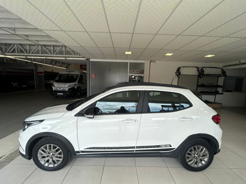 fiat argo 1.3 firefly flex trekking manual 4p 20213