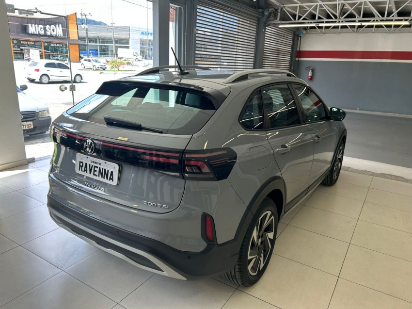 volkswagen nivus 1.0 200 tsi total flex highline automatico 4p 20266