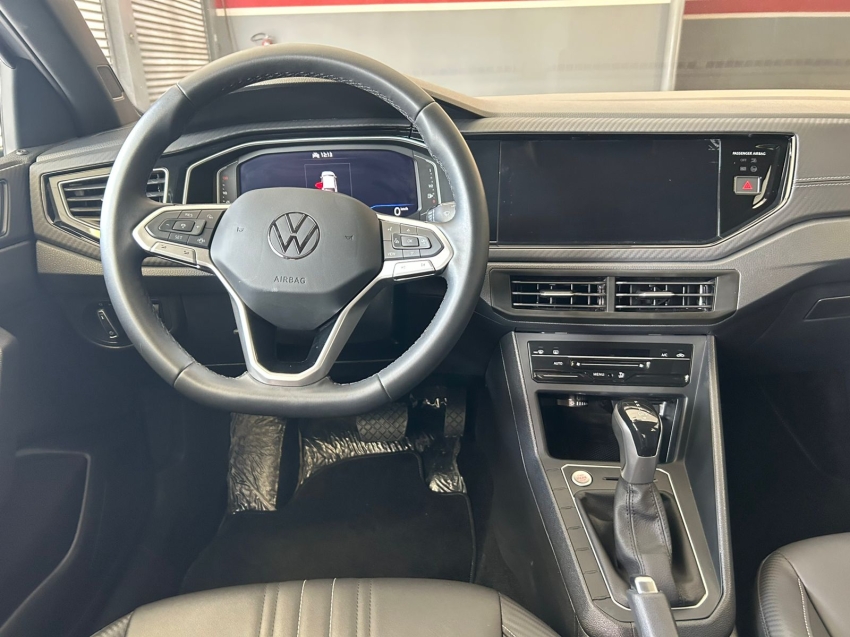 volkswagen nivus 1.0 200 tsi total flex highline automatico 4p 202610