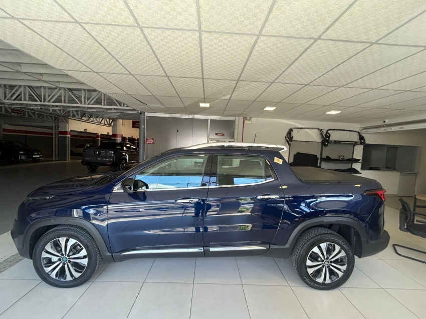 fiat toro 2.0 16v turbo diesel volcano 4wd at9 4p automatico 20253