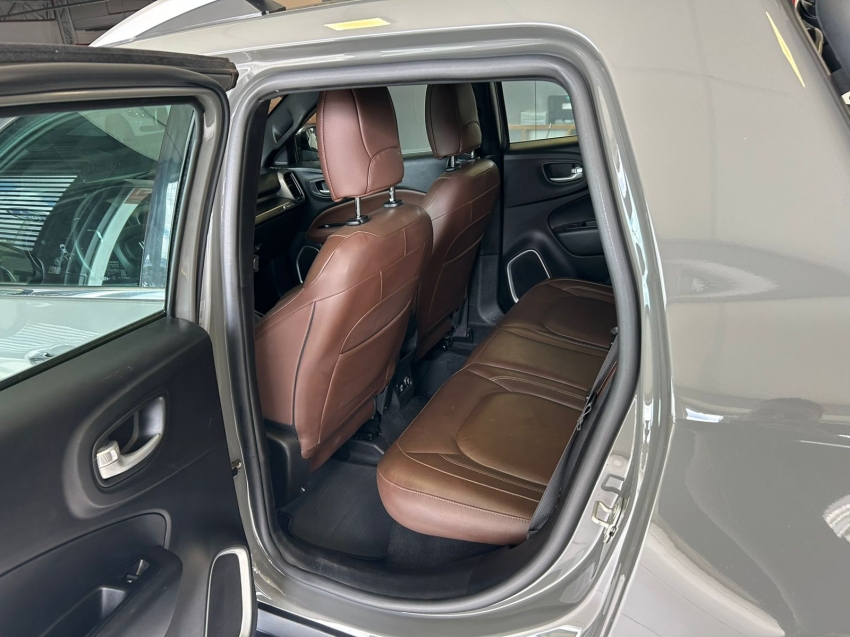 fiat toro 2.0 16v turbo diesel ranch 4wd at9 4p automatico 20248