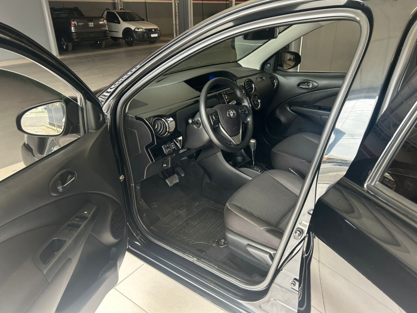 toyota etios 1.5 xs 16v flex 4p automatico 20177