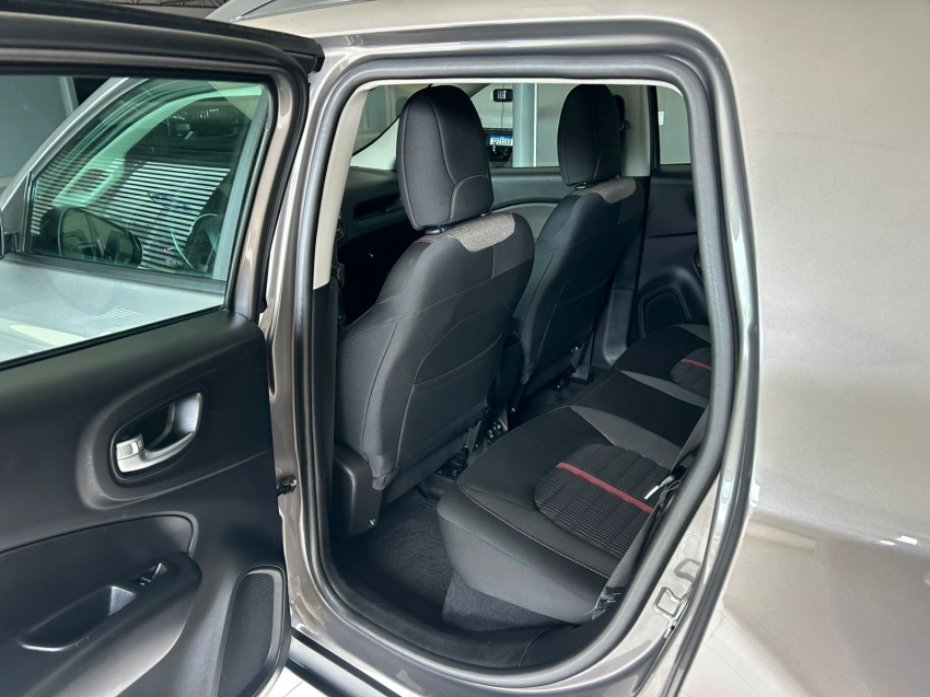 fiat toro 1.8 16v evo flex freedom at6 4p automatico 20218