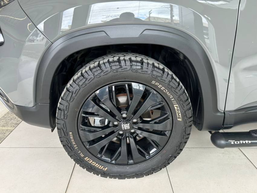 fiat toro 1.3 turbo 270 flex volcano at6 4p automatico 20241