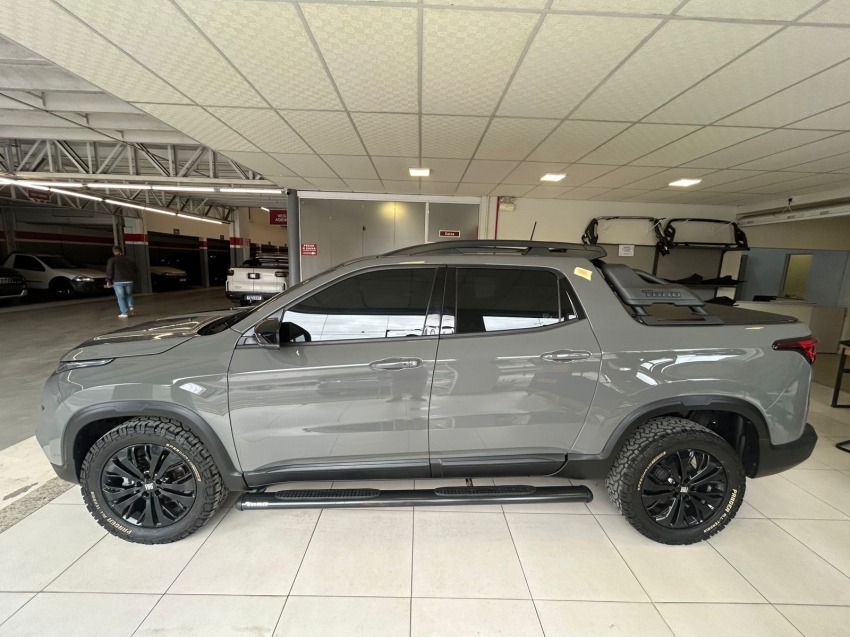 fiat toro 1.3 turbo 270 flex volcano at6 4p automatico 20243