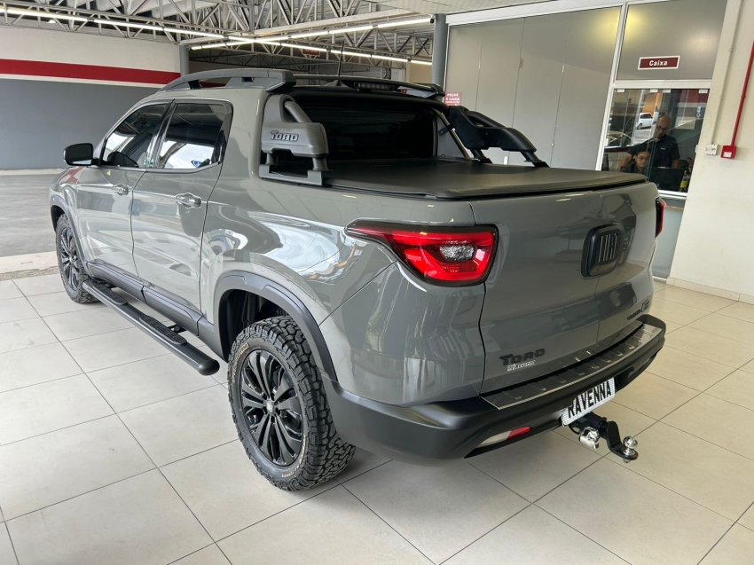fiat toro 1.3 turbo 270 flex volcano at6 4p automatico 20244