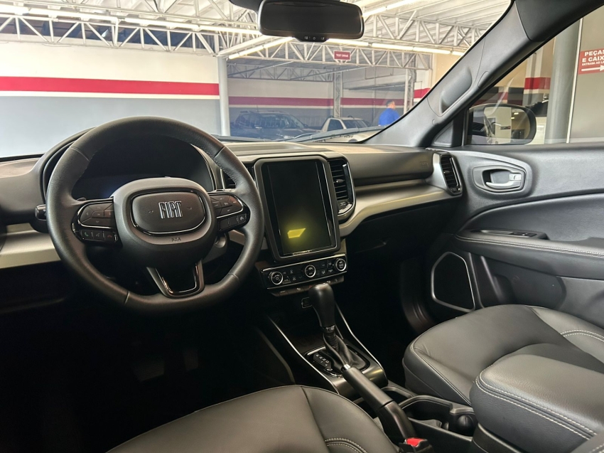 fiat toro 1.3 turbo 270 flex volcano at6 4p automatico 202411