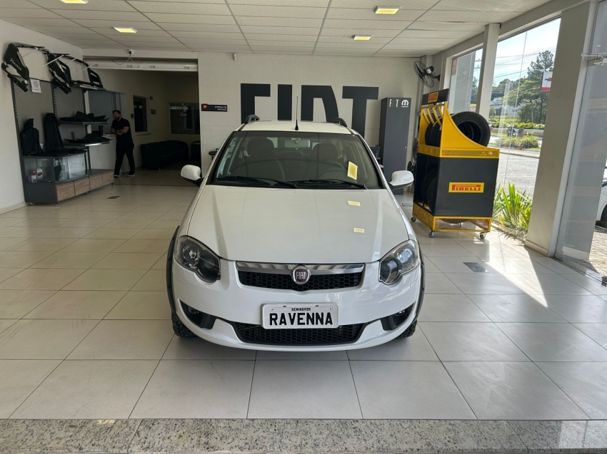 fiat palio 1.6 trekking weekend 16v flex 4p manual 2013