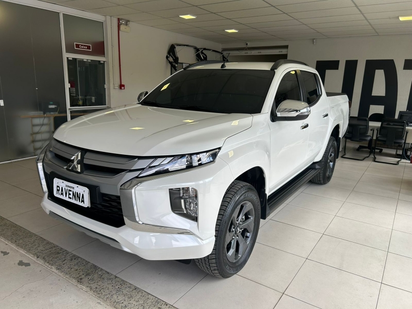 mitsubishi l200 triton 2.4 turbo diesel 4x4 at sport hpe 4p automatico 20252