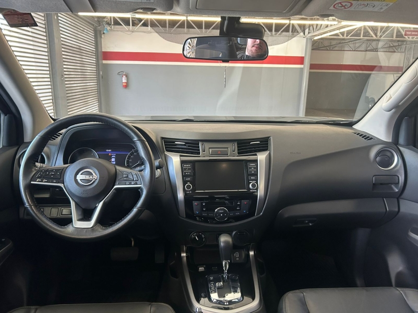 nissan frontier 2.3 16v turbo diesel xe cd 4x4 automatico 4p 202410