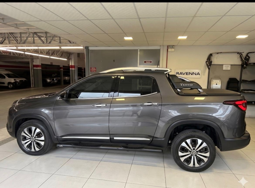 fiat toro 1.3 turbo 270 flex volcano at6 4p automatico 20223