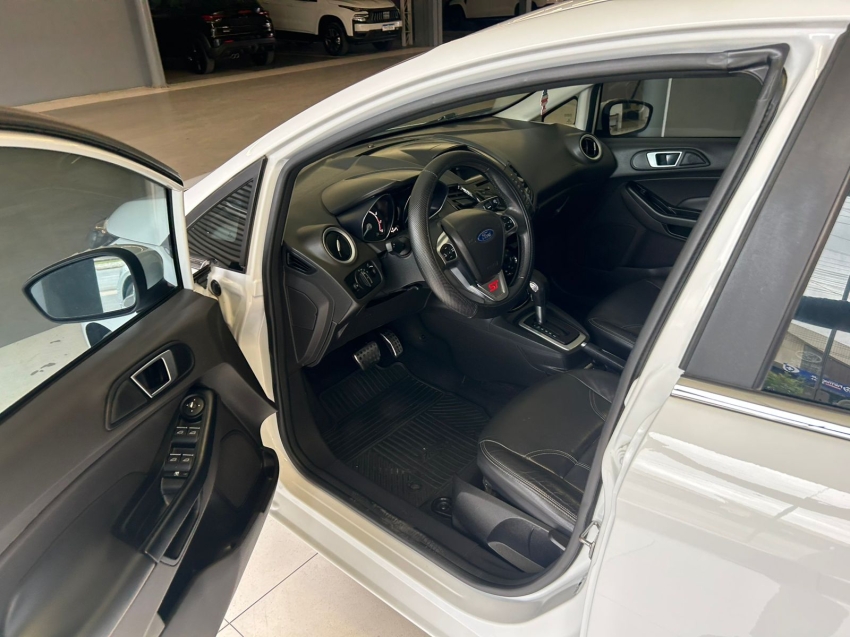 ford fiesta 1.6 titanium hatch 16v flex 4p powershift automatico 20157