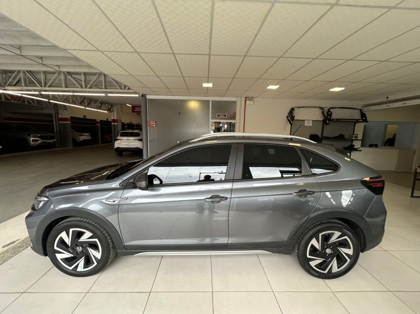 volkswagen nivus 1.0 200 tsi total flex highline automatico 4p 20253