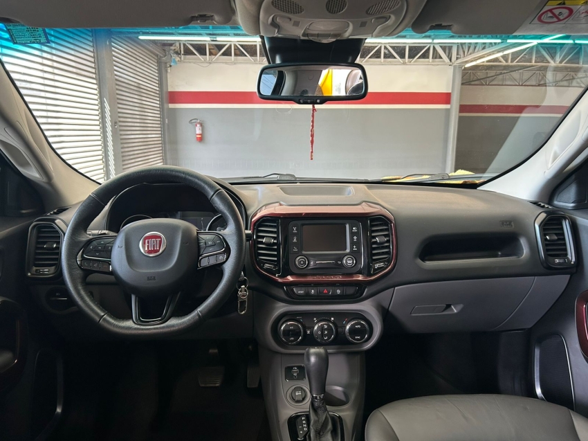 fiat toro 1.8 16v evo flex freedom at6 4p automatico 201810